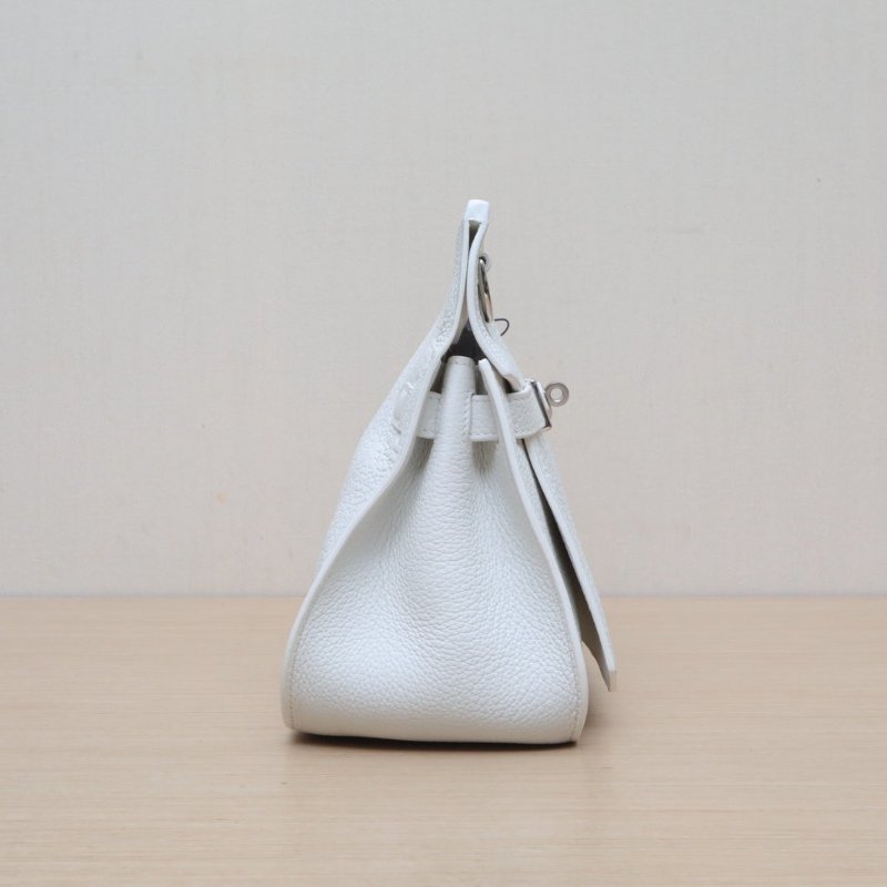 HERMES 吉普賽Jypsiere2801白色TC皮框M銀扣肩背包-3