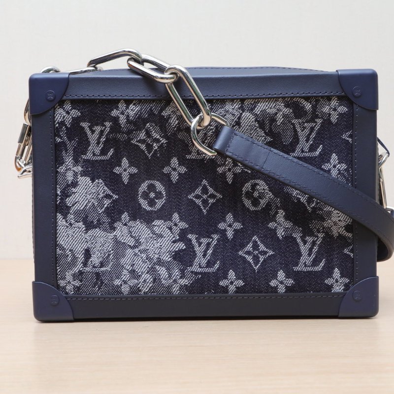 LOUIS VUITTON SoftTrunk軟盒子包大號25牛仔藍帆布晶片牛仔迷彩2020肩背包-1