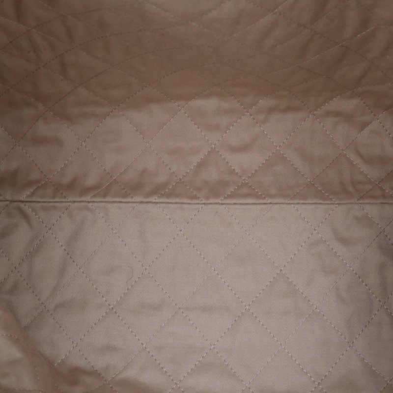 CHANEL 22BagTote托特包中號35白色牛皮晶片開黑扣肩背包-3