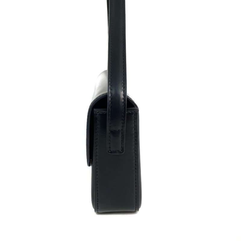 △ Celine 思琳 Black Calfskin Triomphe Shoulder Bag 黑色小牛皮肩背袋 -257021930-2