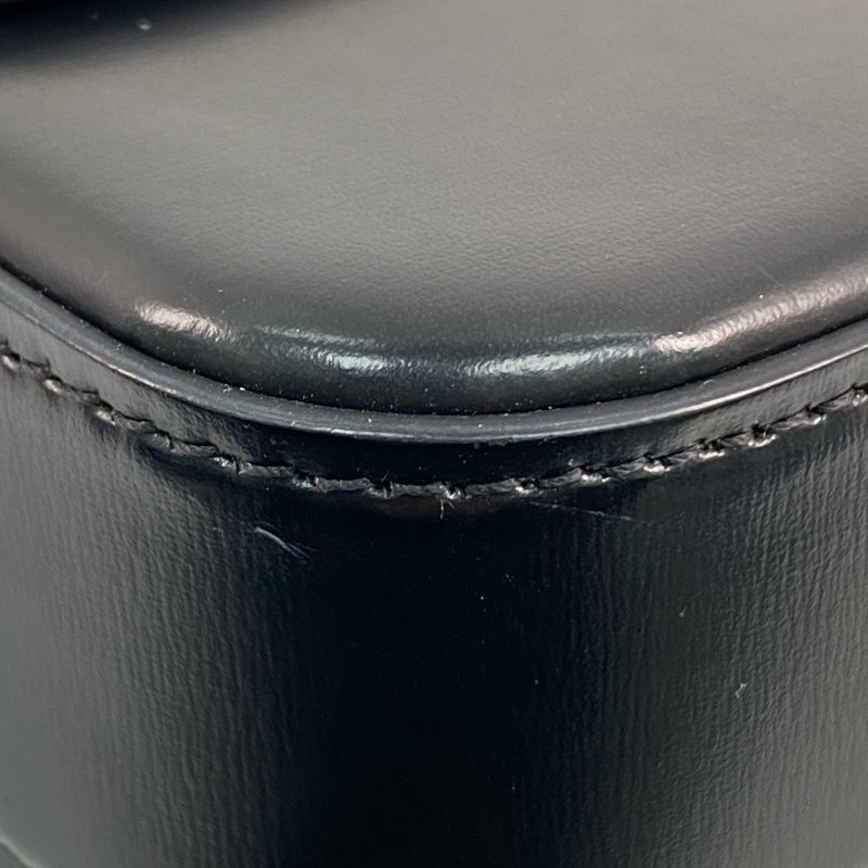 △ Celine 思琳 Black Calfskin Triomphe Shoulder Bag 黑色小牛皮肩背袋 -257021930-7