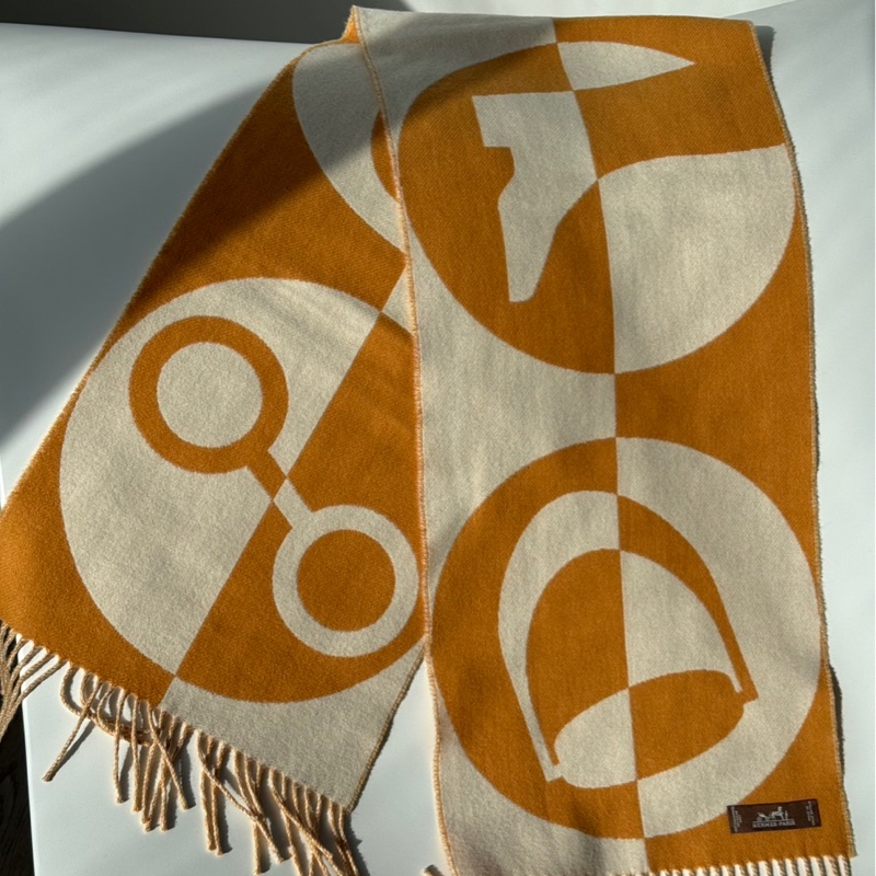 HERMES Casaque Charms muffler 100%羊絨圍巾-1