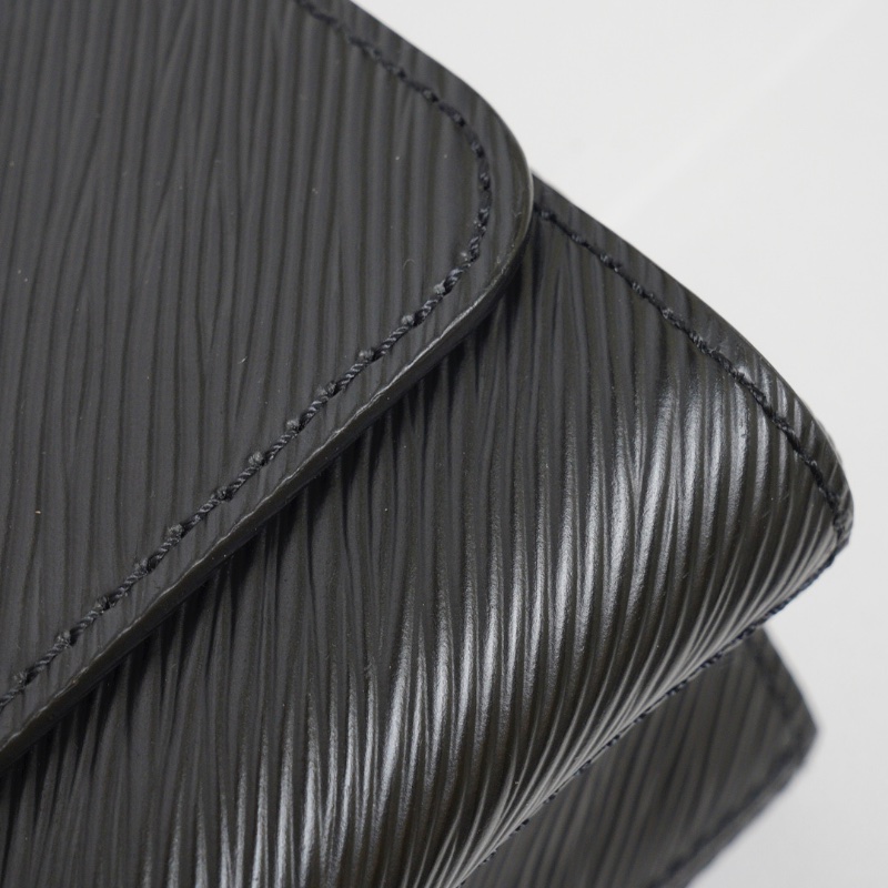 LOUIS VUITTON Twist - PM黑金-8