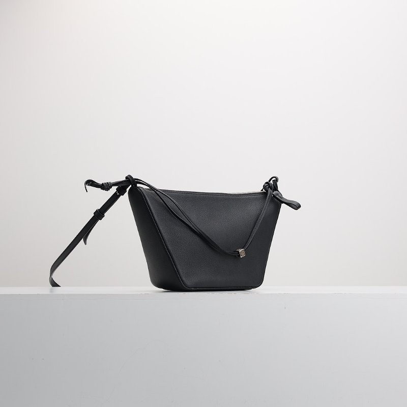 二手Loewe hammock hobo黑-2