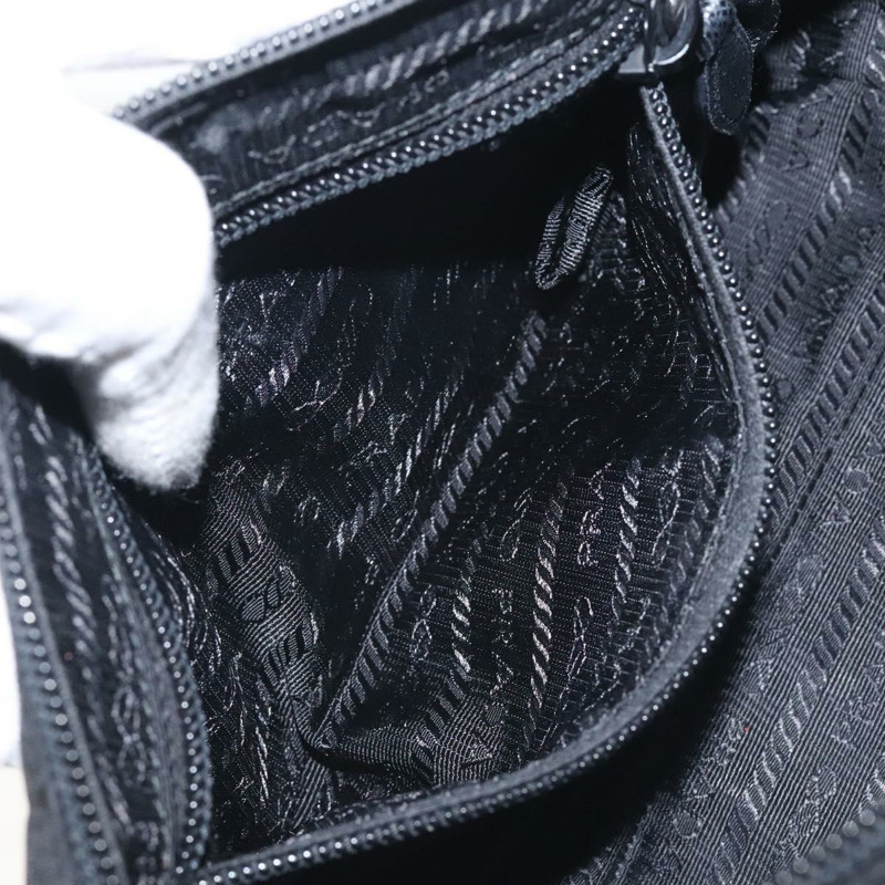 【日本直送】PRADA 黑色尼龍手拿包 Auth SW1012-10