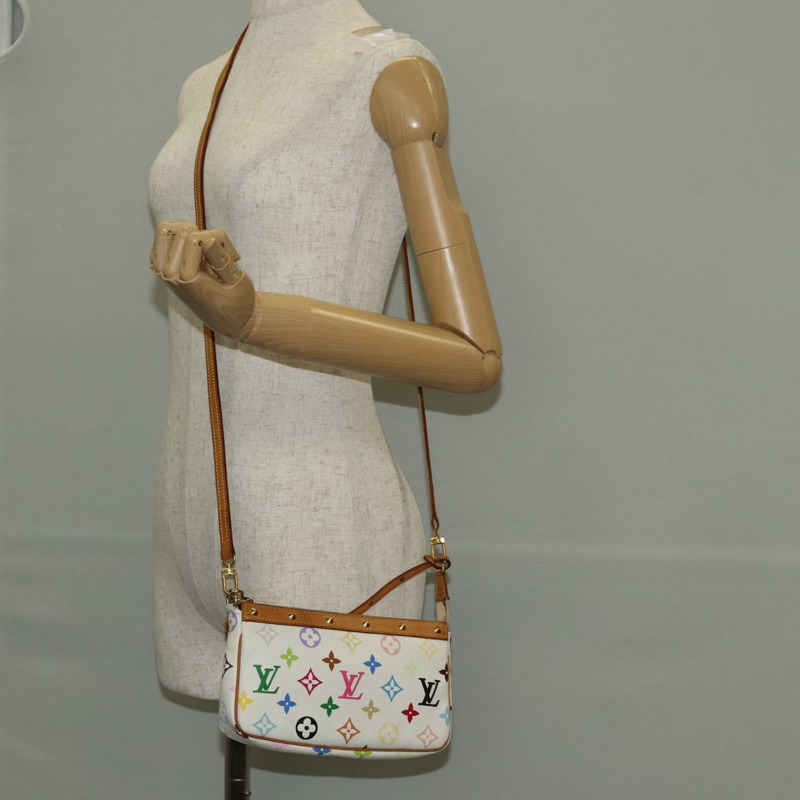 【日本直送】路易威登 多色手拿包配件袋 白色 M92649 LV 正品 128936A-24