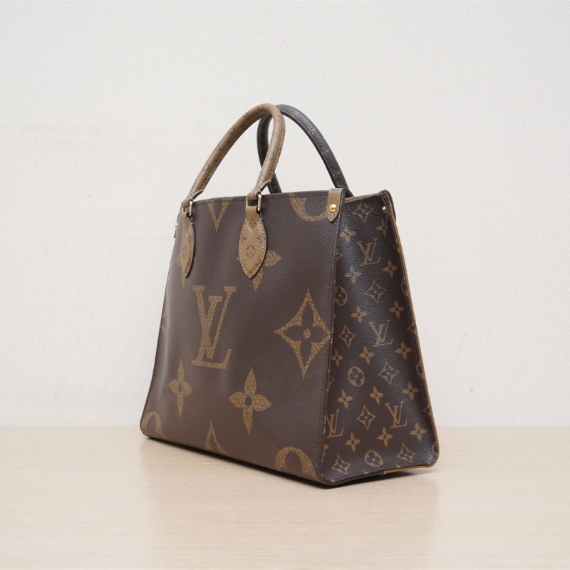 LOUIS VUITTON Onthego中號35老花PVC晶片肩背包-4