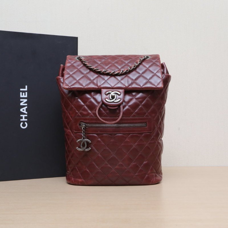 CHANEL 酒紅色油蠟皮油蠟皮23開銀扣薩爾茨堡雙肩包前拉鏈口袋肩背包-0