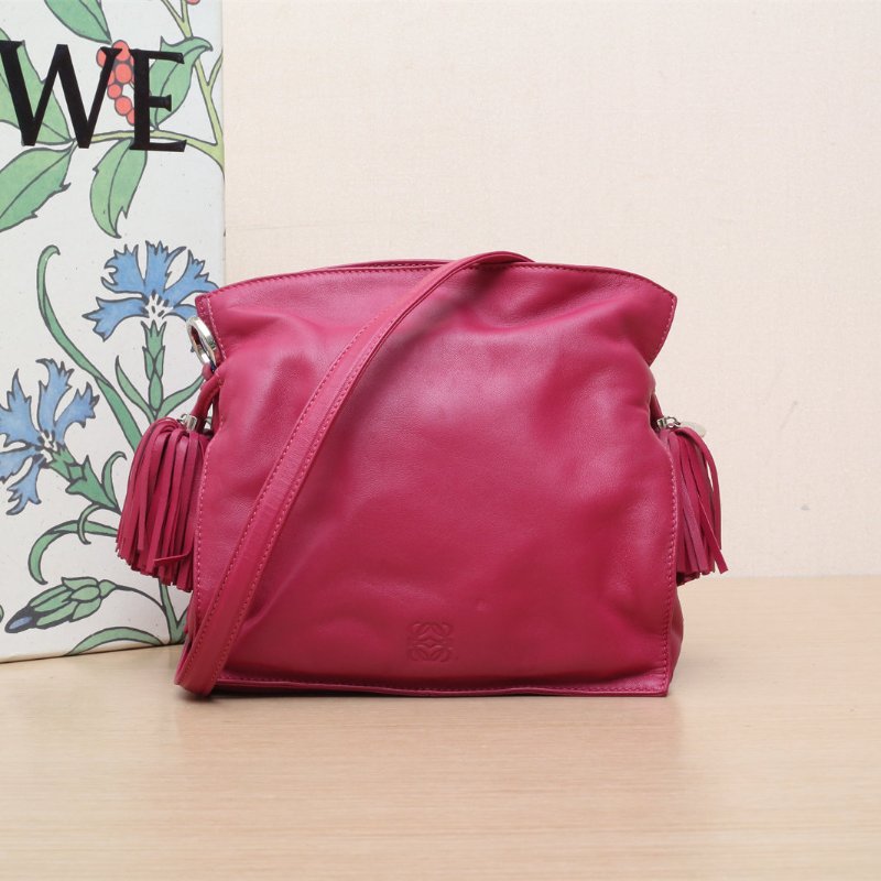 LOEWE 紫色羊皮銀扣Flamenco福袋流蘇斜跨包肩背包-0