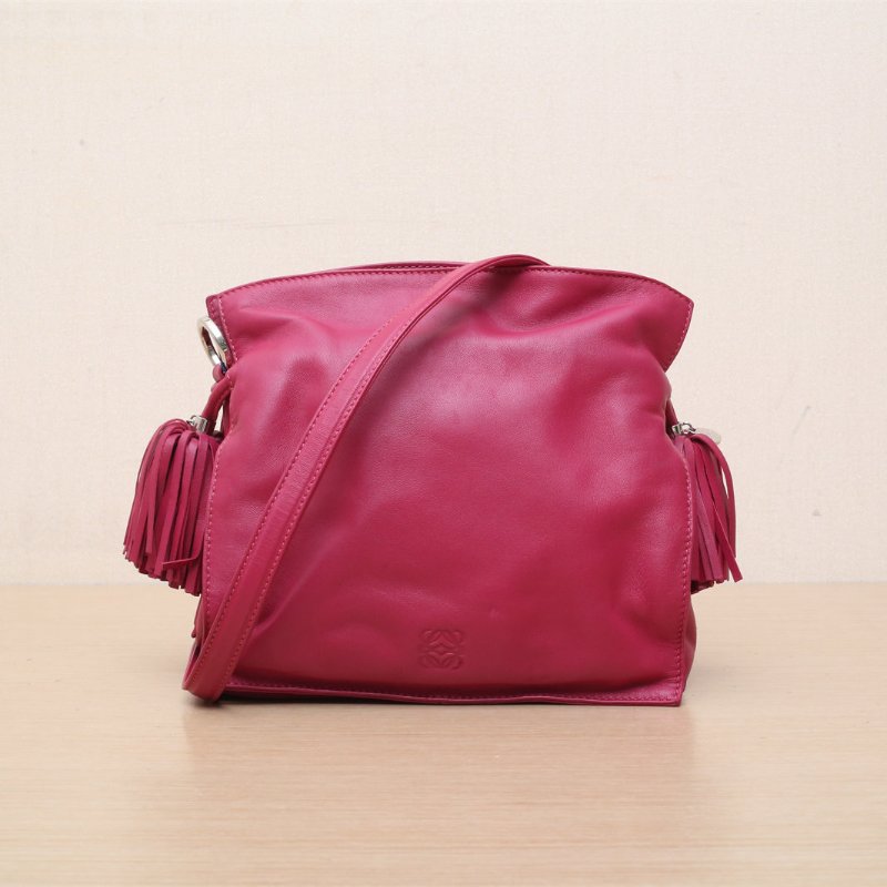 LOEWE 紫色羊皮銀扣Flamenco福袋流蘇斜跨包肩背包-1
