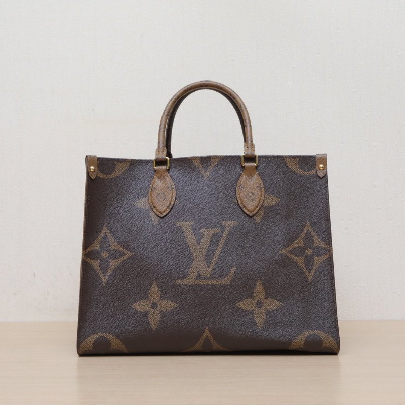 LOUIS VUITTON Onthego中號35老花PVC晶片肩背包-1