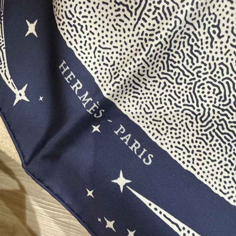 Hermes 月球絲巾🖤雙面🌛🩵超級美-2