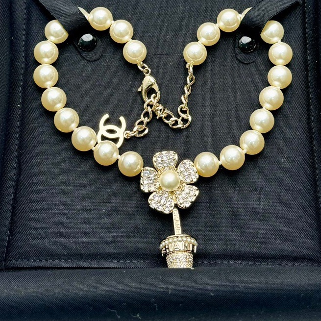 【閒置❤️】 Chanel23S 山茶花 珍珠滿鑽花卉 花盆 盆栽項鍊 Chocker-3