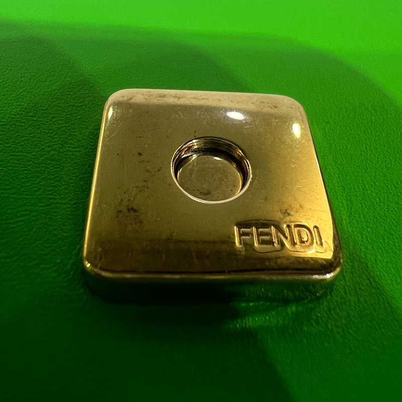 【美收精品】FENDI綠色肩背包 4-346-4