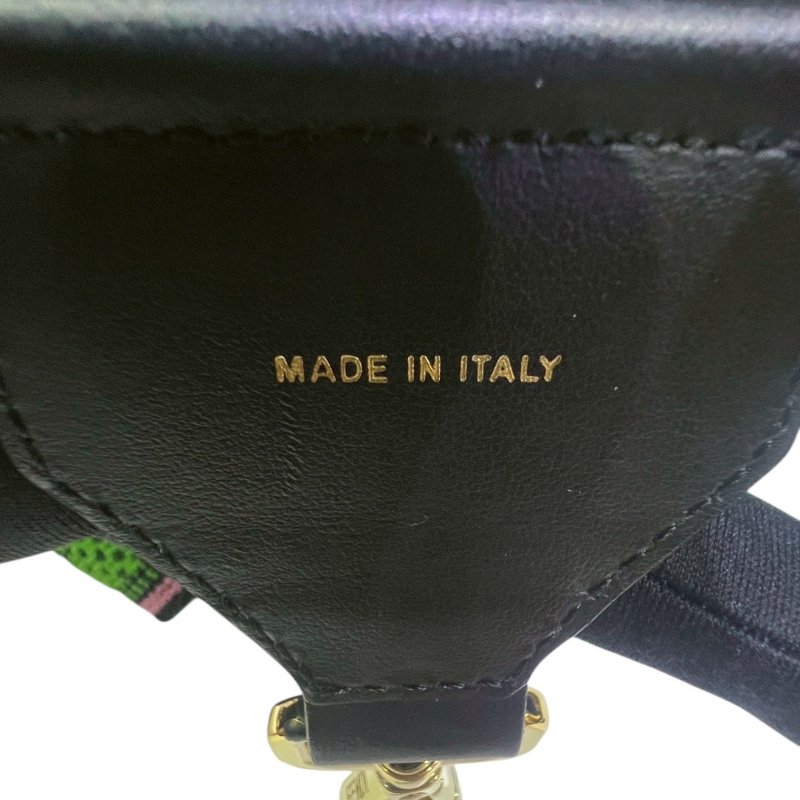 【美收精品】FENDI綠色肩背包 4-346-11