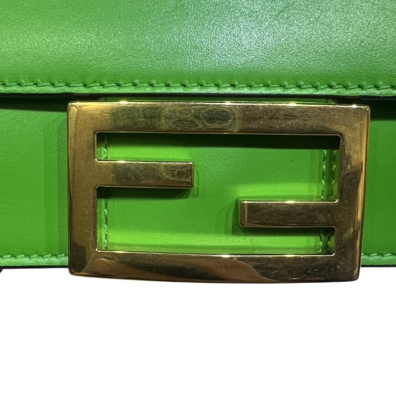 【美收精品】FENDI綠色肩背包 4-346-21