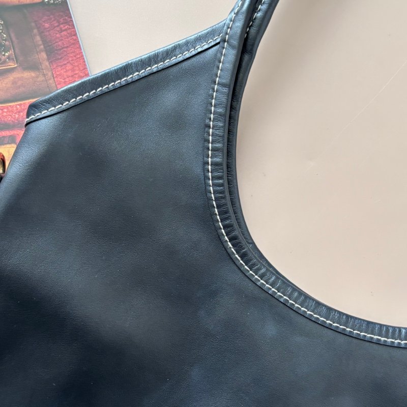 ::miumiu:: IVY 黑色皮革手袋 肩背包-3