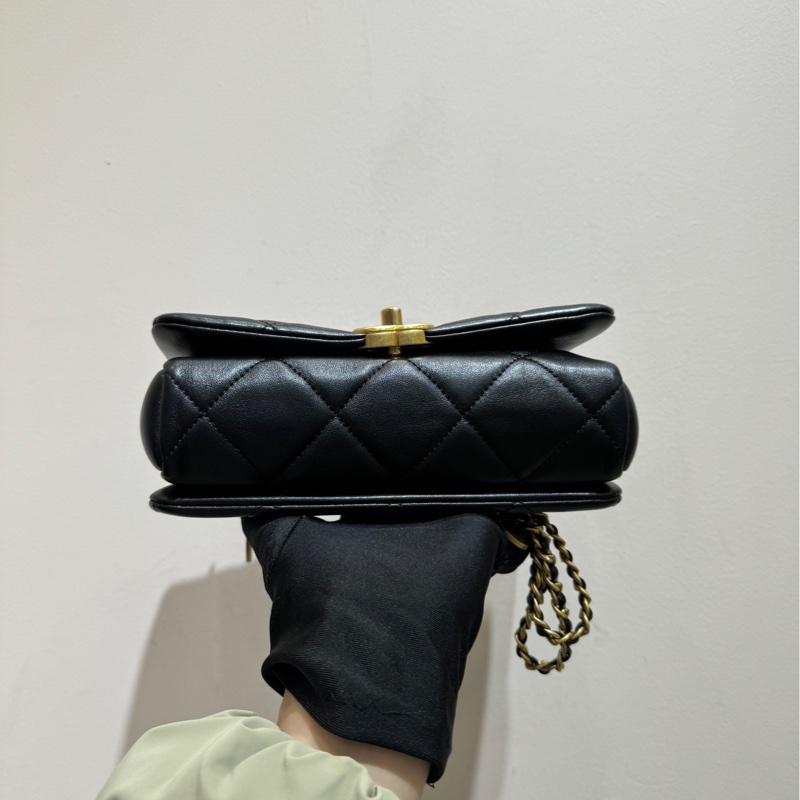 【閒置❤️】 Chanel 24S黑色金幣鏈條肩帶woc包包 斜挎包 金幣山茶花口蓋包-5