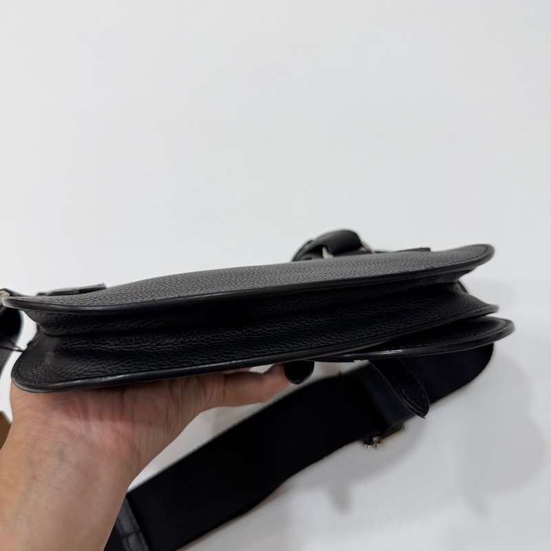 DIOR 迪奧 Saddle 黑色粒面 南柱赫 馬鞍包 胸包 腰包 肩背包 側背包 斜背包-24