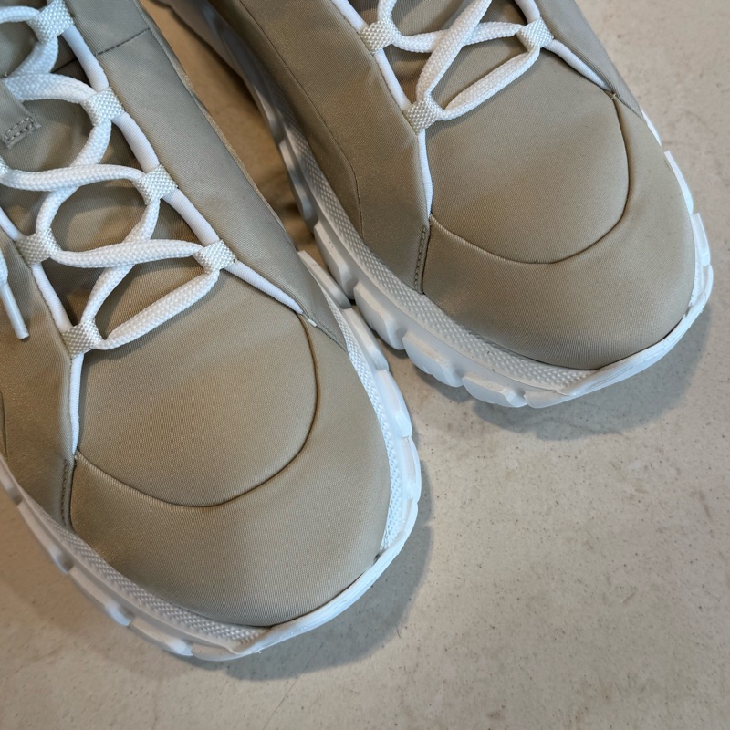 prada卡其色高筒休閒鞋👟38.5-11