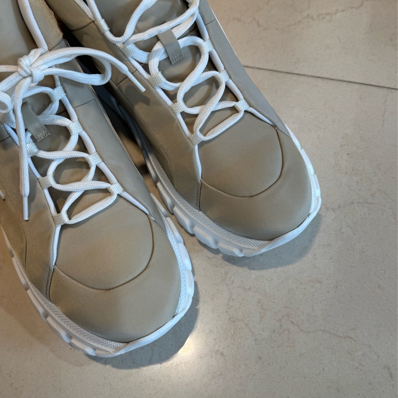 prada卡其色高筒休閒鞋👟38.5-17