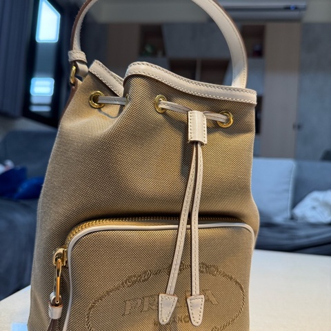 Prada 刺繡Logo帆布拼皮革 手提斜背兩用（白色/卡其色）