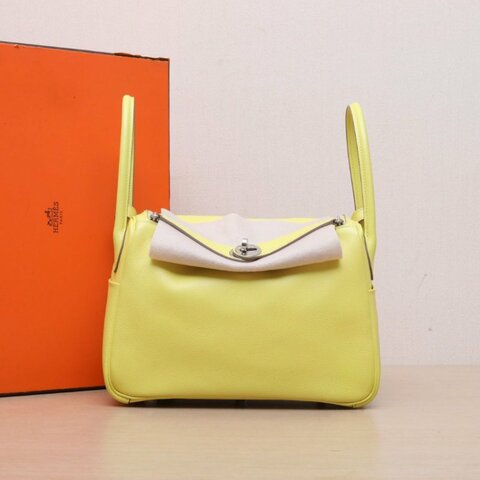 HERMES Lindy269R檸檬黃EC皮U刻銀扣肩背包