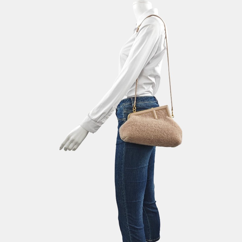 FENDI First 小號 淺粉色毛呢斜挎包 金色五金 可拆卸肩帶 9.9新-1