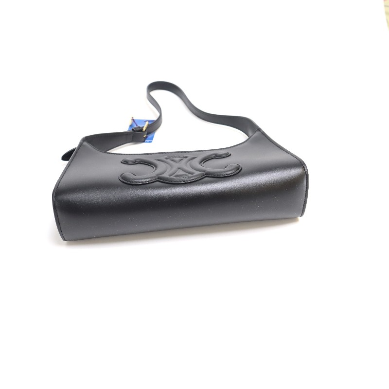 CELINE 浮雕凱旋門CUIR腋下包 牛皮 黑色肩背包-1