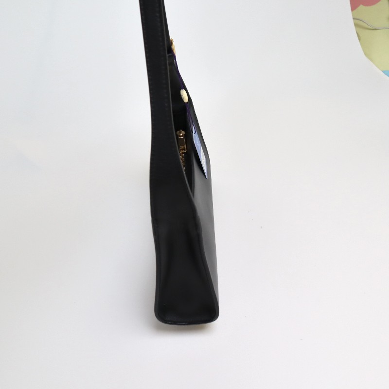 CELINE 浮雕凱旋門CUIR腋下包 牛皮 黑色肩背包-3