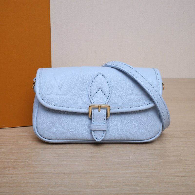 LOUIS VUITTON Diane法棍包19藍色牛皮晶片肩背包-0