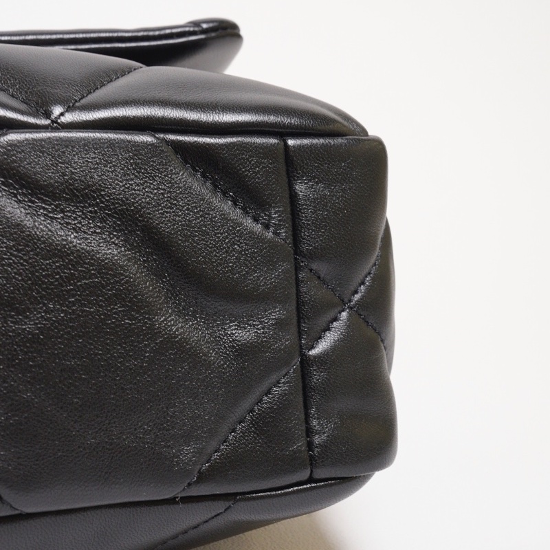 CHANEL 19 Bag 菱格紋羊皮手提肩背包 26 - 黑金-6