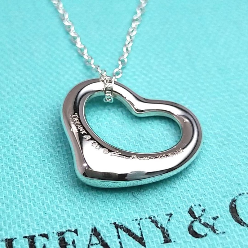 🌷Tiffany9成新愛心項鍊 |經典花紋✦fufu style 精品✦ 氣質款|蒂芬妮愛心項鍊-4