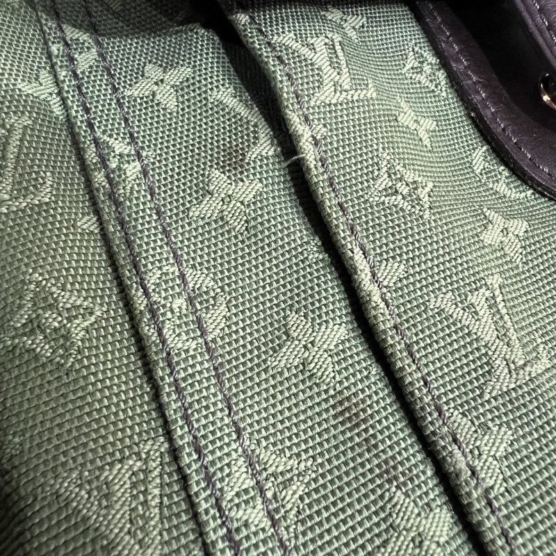 【美收精品】LV 綠色老花帆布肩背包 4-349-19