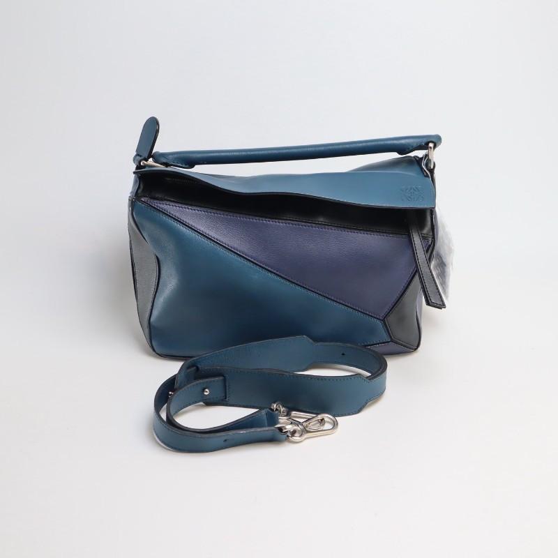 Loewe Puzzle中號幾何藍色拼色 經典牛皮 肩背包斜背包-0