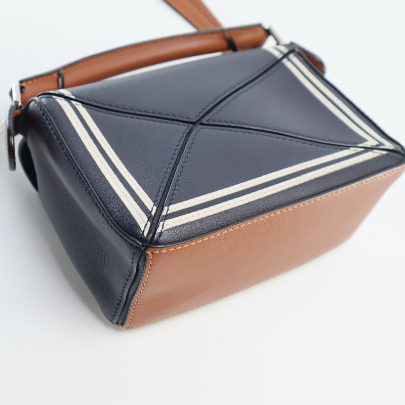 Loewe 手袋 mini puzzle幾何海軍藍手提包斜背包肩背包-15