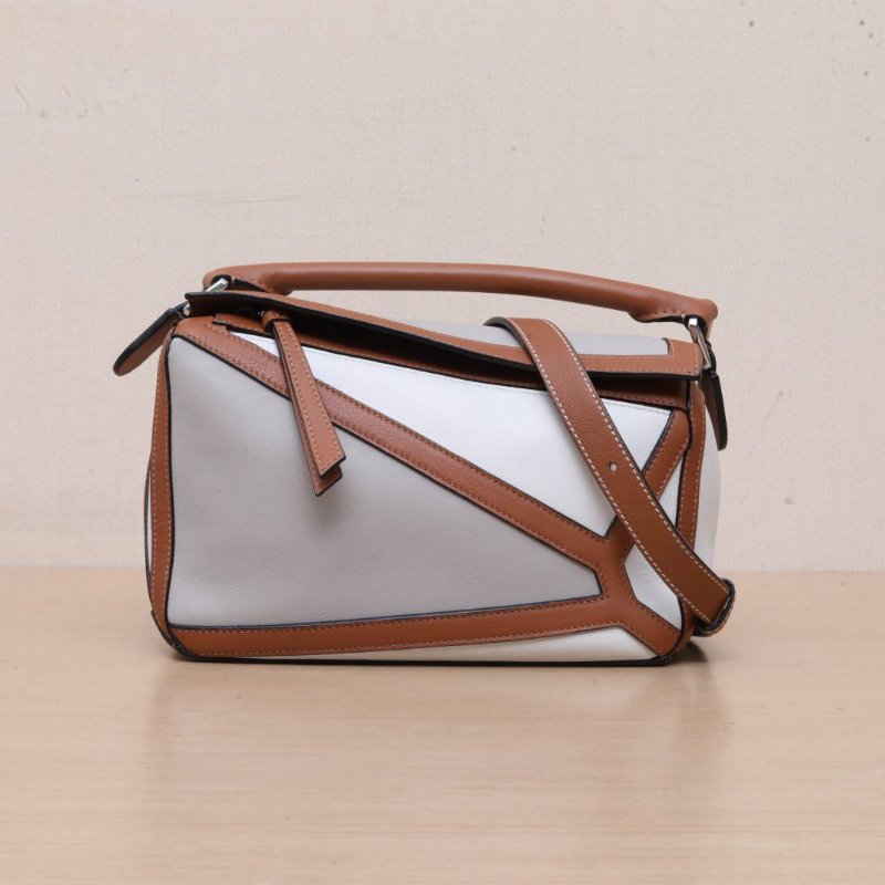 LOEWE Puzzle24幾何包小號拼色牛皮肩背包-1