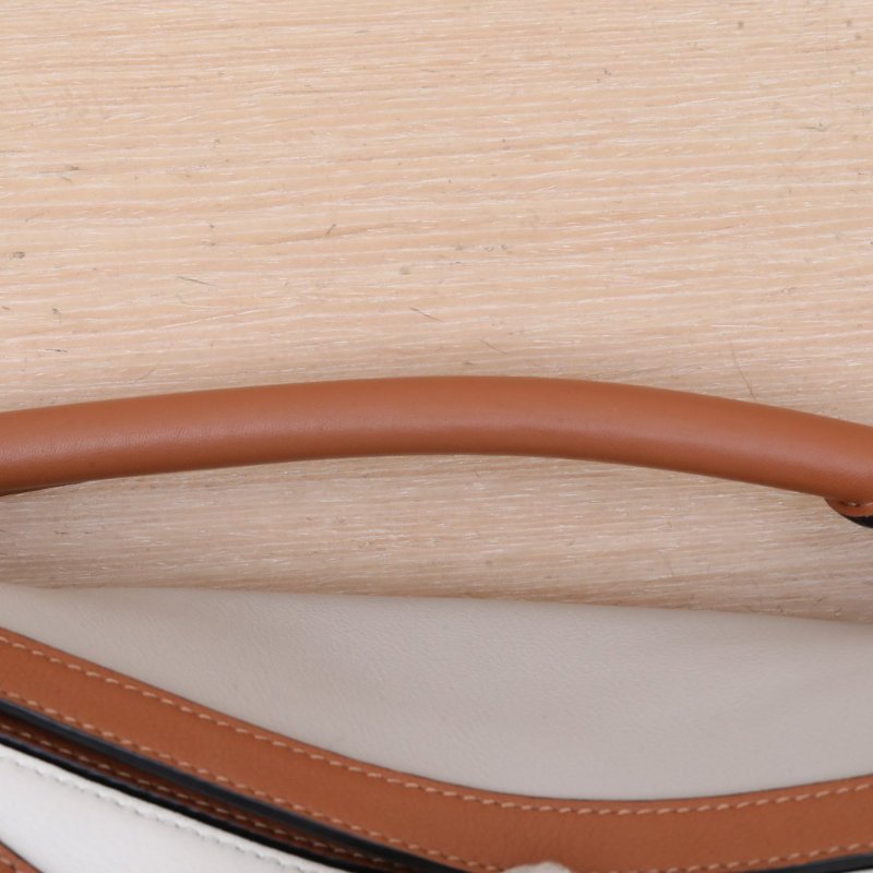 LOEWE Puzzle24幾何包小號拼色牛皮肩背包-2