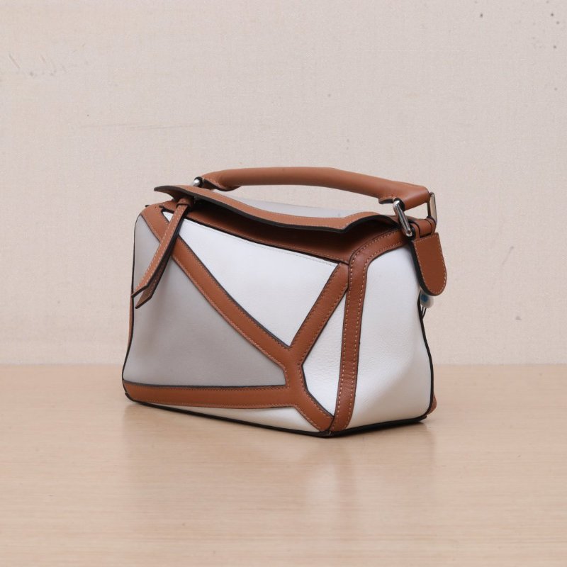 LOEWE Puzzle24幾何包小號拼色牛皮肩背包-4