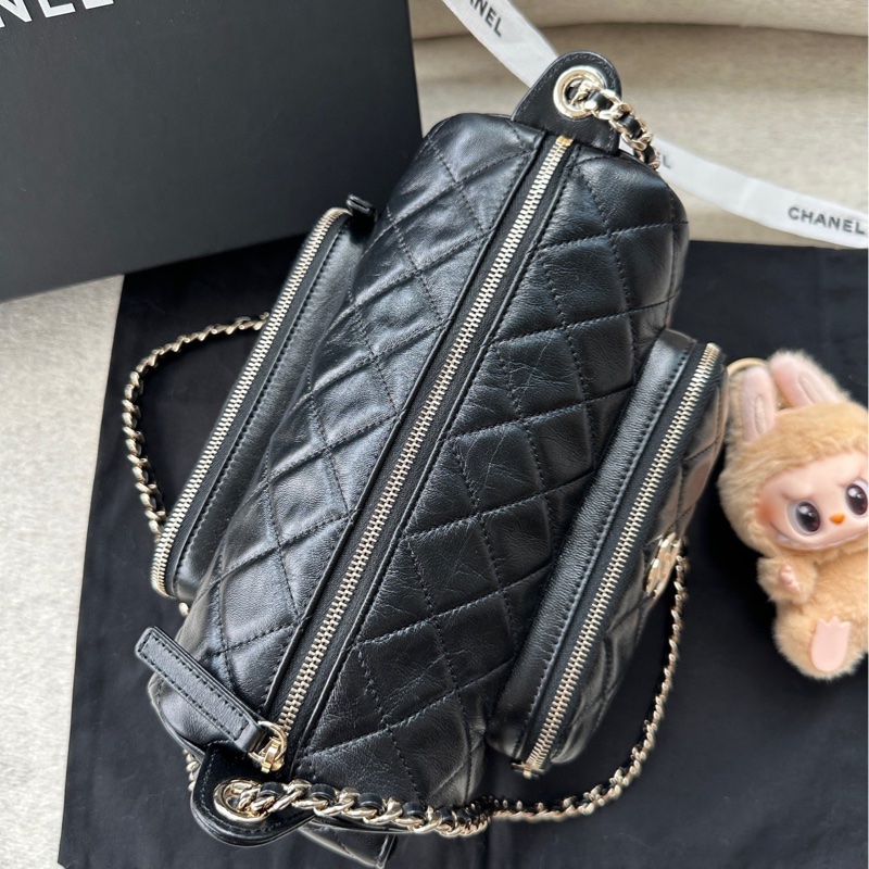 【配件:防塵袋 💕】 Chanel 24K 相機包 大號 黑金 黑色 金扣 羊皮 手提 單肩 腋下 斜挎-3