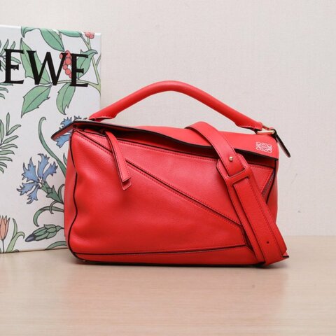 LOEWE Puzzle29幾何包中號紅色牛皮肩背包