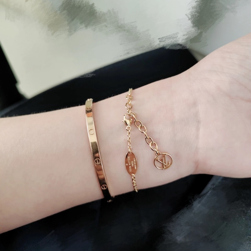 🌷LouisVuitton V字手鍊 ｜經典花紋✦fufu style 精品✦ 氣質款｜-3