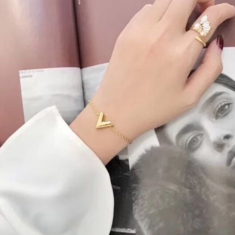 🌷LouisVuitton V字手鍊 ｜經典花紋✦fufu style 精品✦ 氣質款｜-4