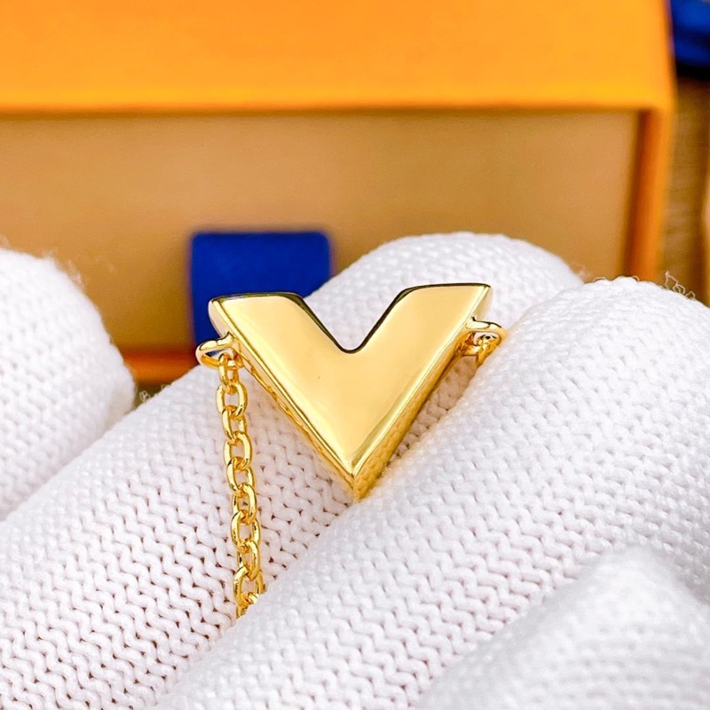 🌷LouisVuitton V字手鍊 ｜經典花紋✦fufu style 精品✦ 氣質款｜-7