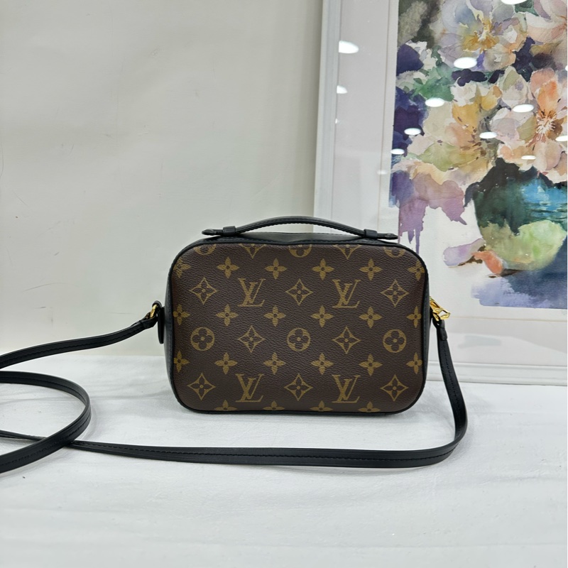 LV路易威登Saintonge流蘇相機包,經典老花搭配黑色皮質邊框,金色五金配件。 18年編碼 尺寸22x15cm,可單肩斜背手提。-2