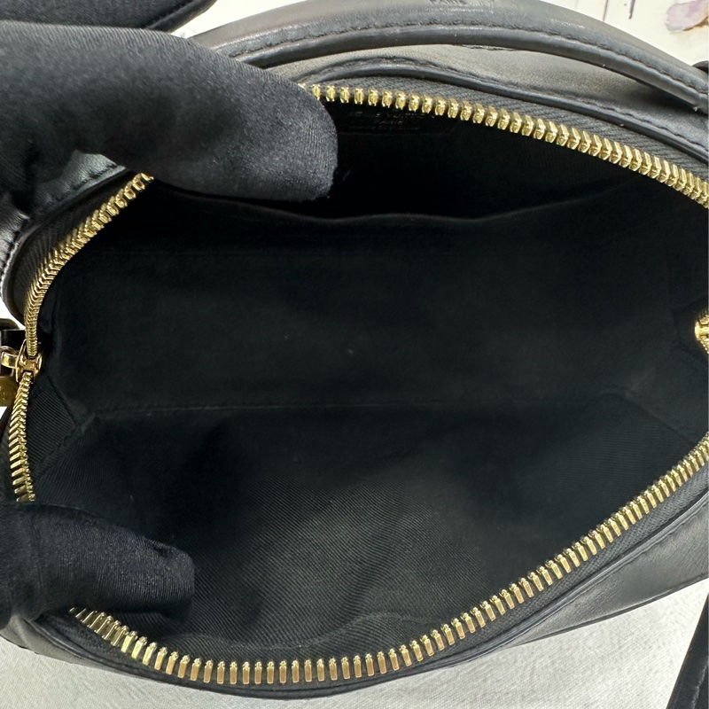 LV路易威登Saintonge流蘇相機包,經典老花搭配黑色皮質邊框,金色五金配件。 18年編碼 尺寸22x15cm,可單肩斜背手提。-8