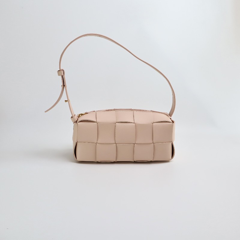 Bottega Veneta bv Cassette 裸色 10格 肩背包 羊皮革-0
