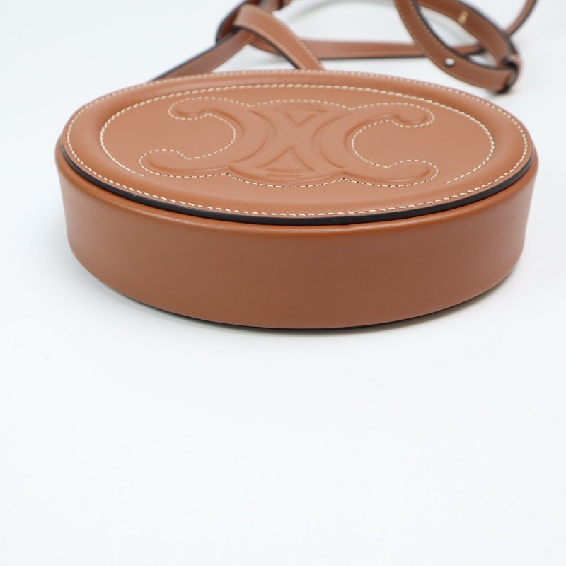 Celine 焦糖色圓餅牛皮小號 肩背包斜背包-4