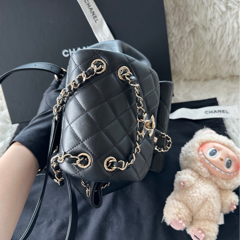 【配件:防塵袋 】Chanel 25a duma 小號 牛皮 書包 背包 雙肩包 黑金-4