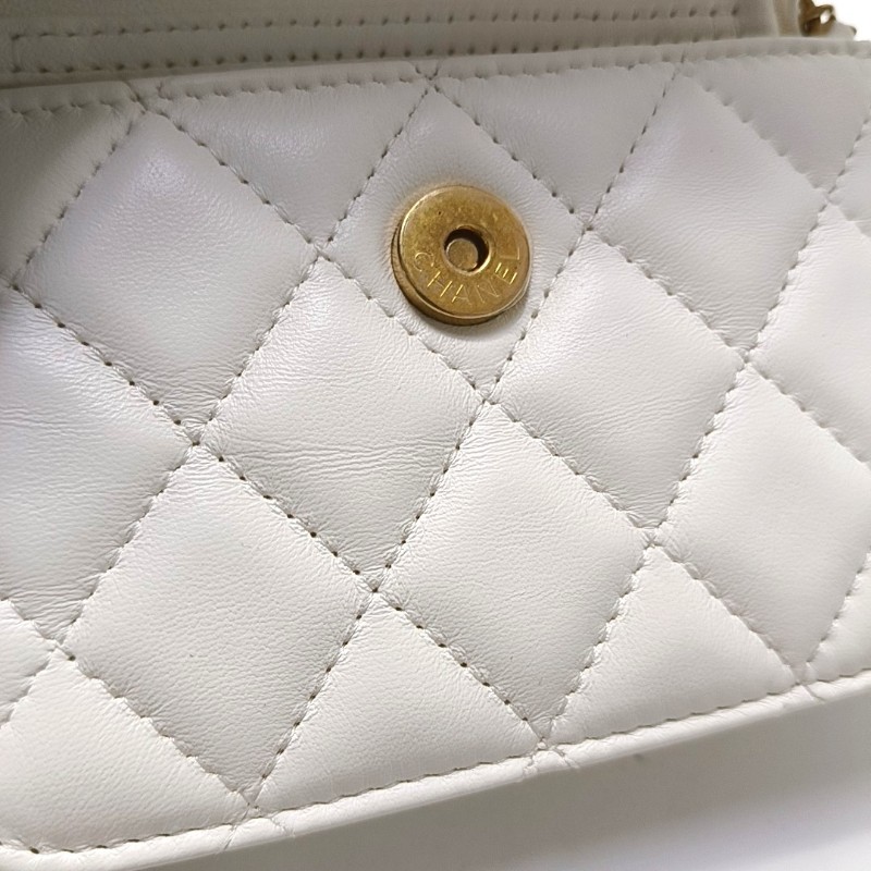 CHANEL WOC 白色牛皮菱格紋絎縫斜挎包單肩包 金色五金 30開-9